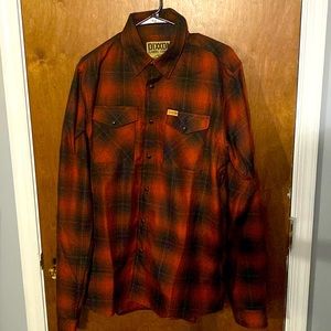 Dixxon JP cycles flannel in large tall.